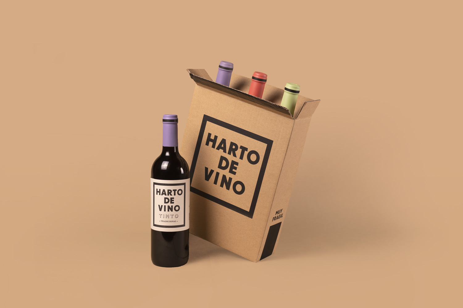 botella de vino tinto y caja
